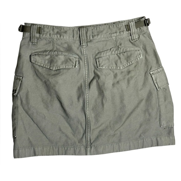Aritzia TNA Green Cargo Mini Skirt Size 6 - Picture 4 of 5